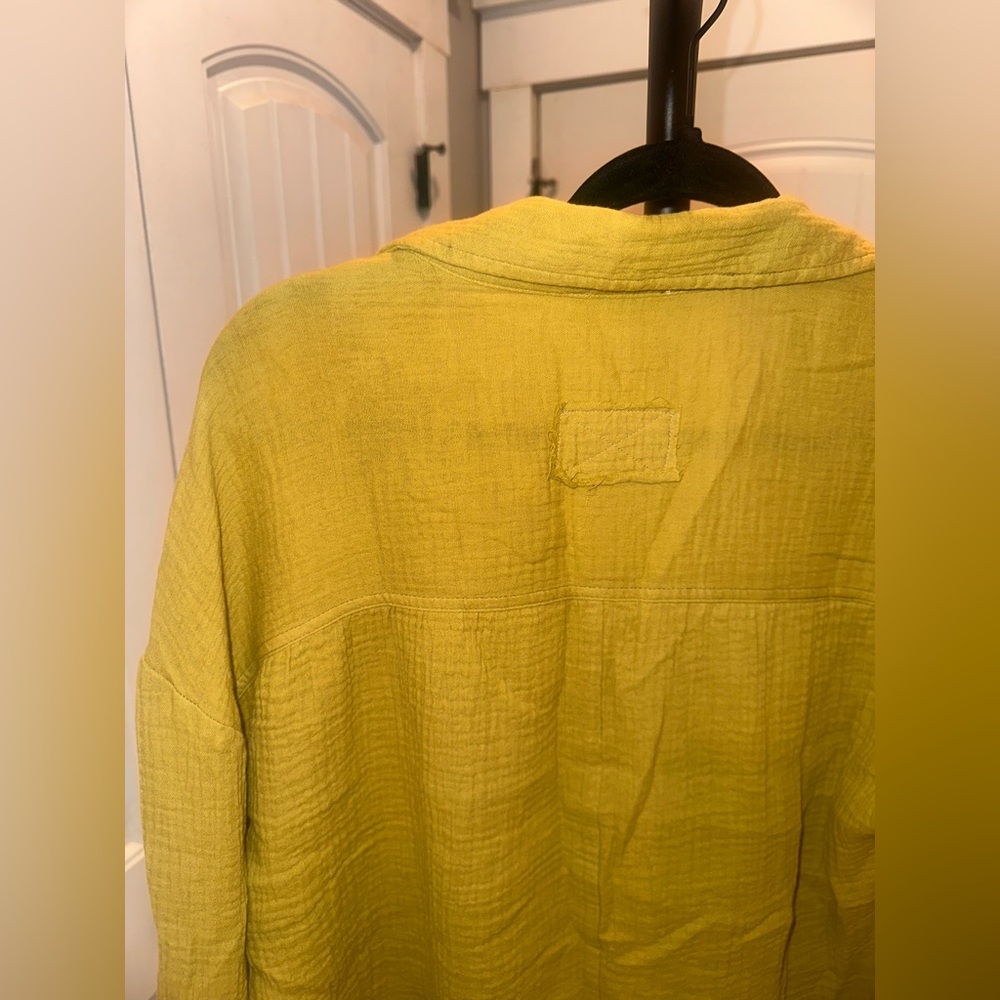 New In Size Large Chartreuse Textured Boutique Women's Flowy Boho Top - Picture 10 of 14